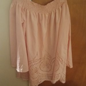 Off the shoulder top. Spring/summer material